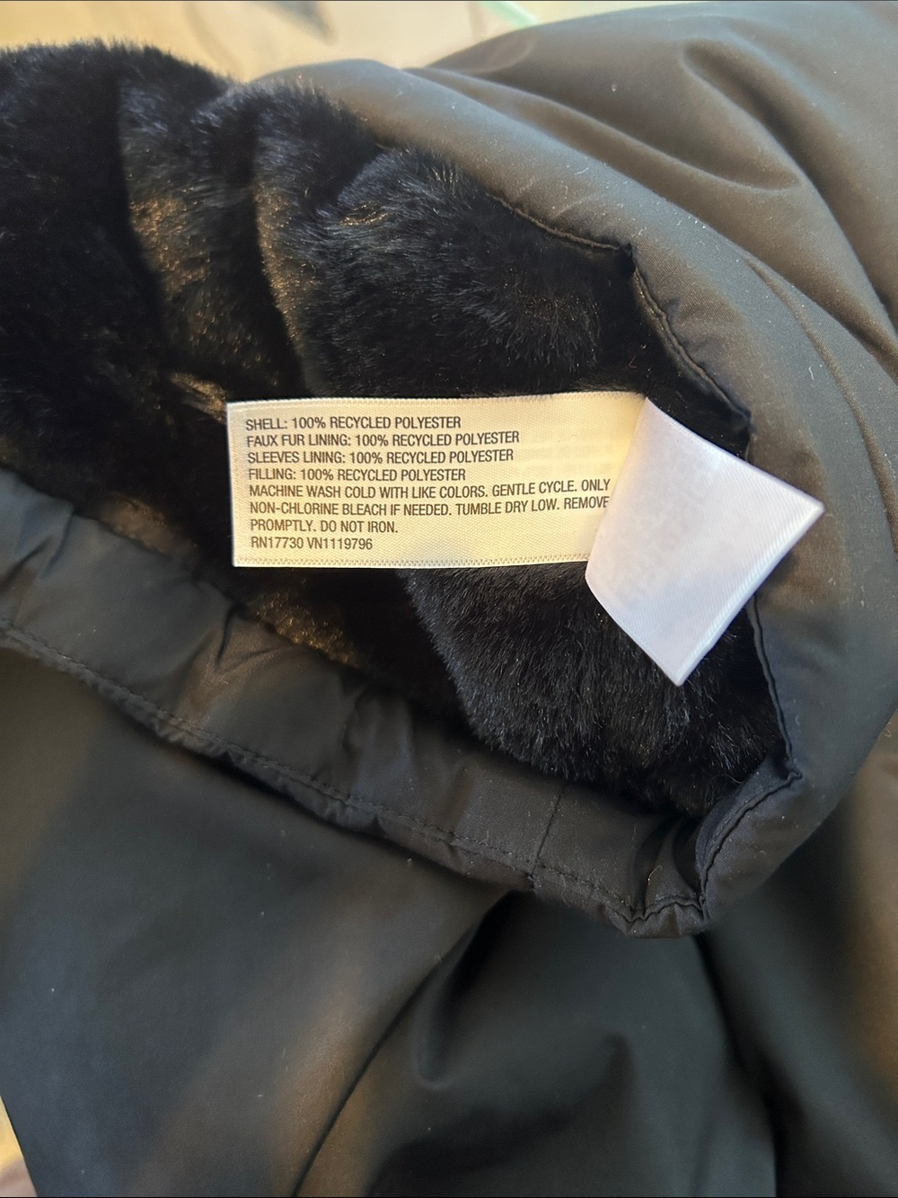Universal Thread Womens Black Water Resistant Faux Fur Lined Hooded Parka XL - Picture 9 of 9